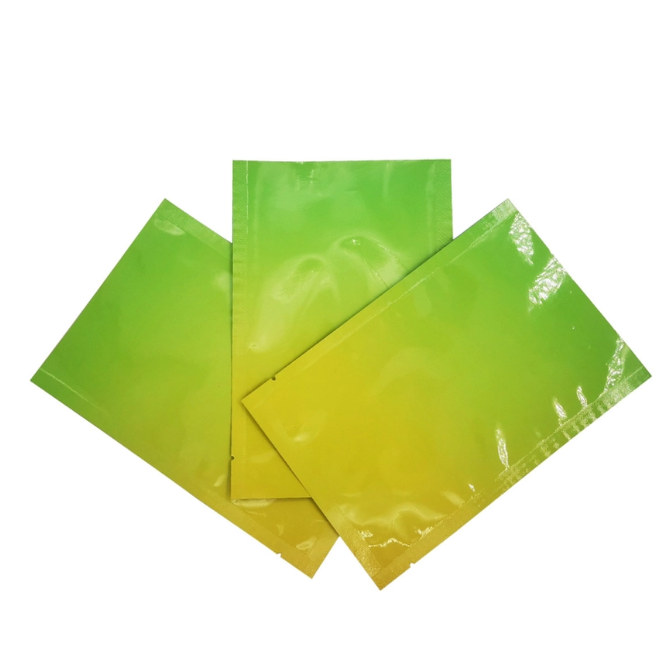 Custom Design Glossy Green Yellow Gradient Color Flat Zipper Pouch with Foil Lined for Food Packaging